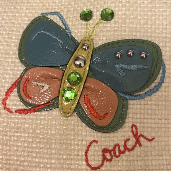 Coach Summer Straw Embroidered Shoulder Bag - Picture 7 of 12